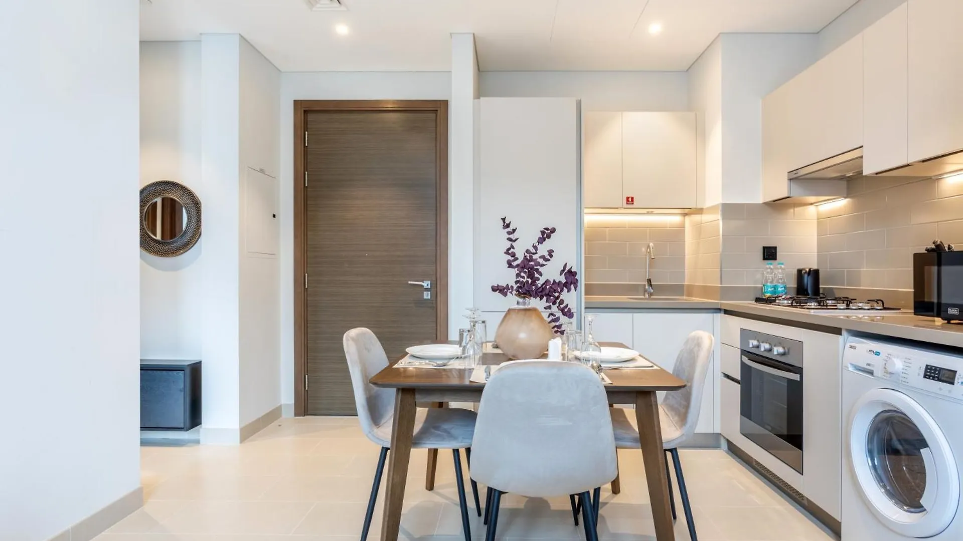 Stay By Latinem Luxury 1Br Holiday Home Cv A2703 Near Burj Khalifa Dubai Appartement