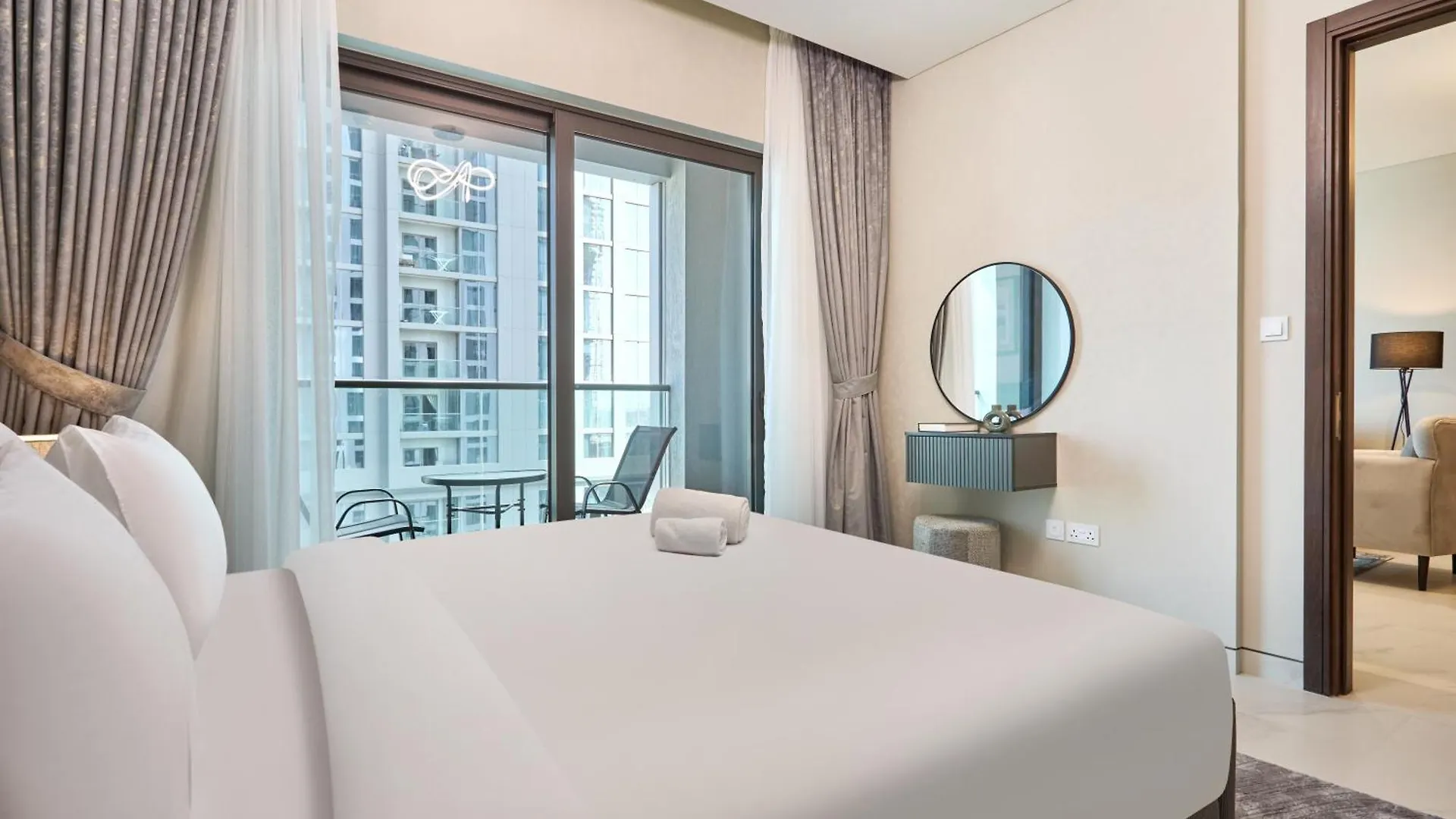 Stay By Latinem Luxury 1Br Holiday Home Cv A2703 Near Burj Khalifa Dubai