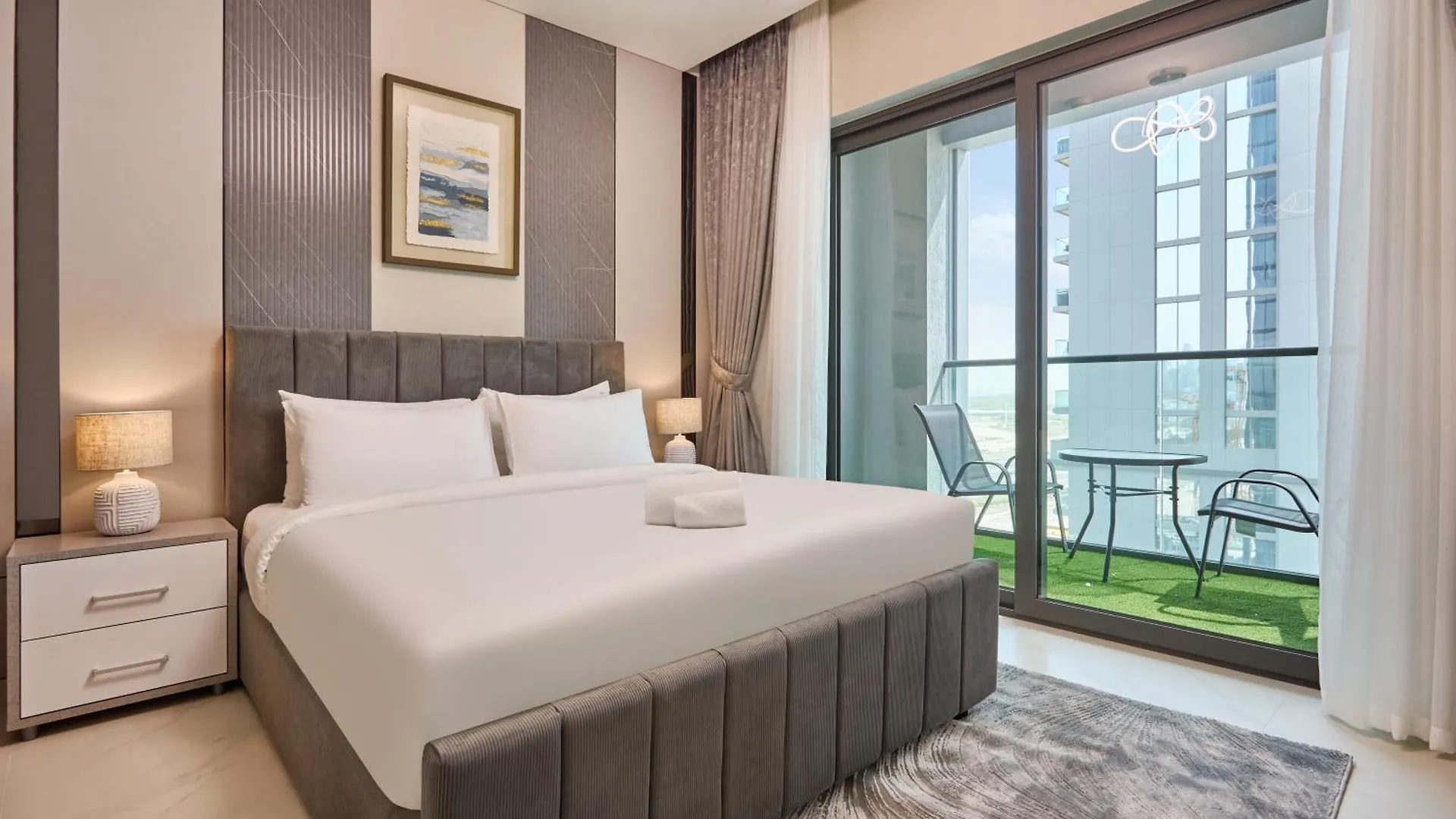 Stay By Latinem Luxury 1Br Holiday Home Cv A2703 Near Burj Khalifa Dubai